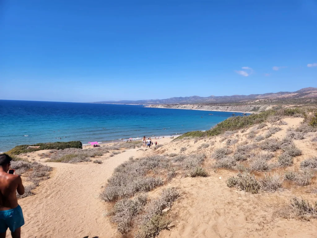 Praia de Lara em Pafos Chipre