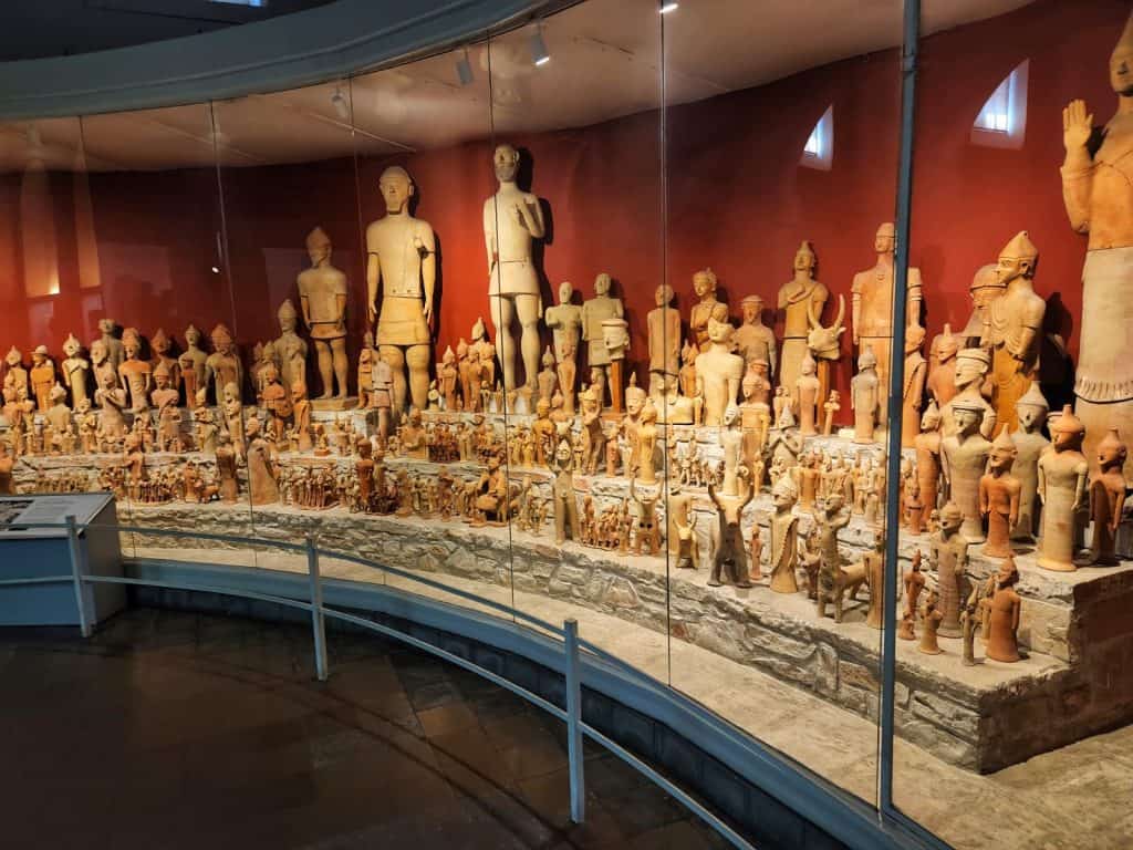 Artefatos do Museu Nacional do Chipre em Nicosia