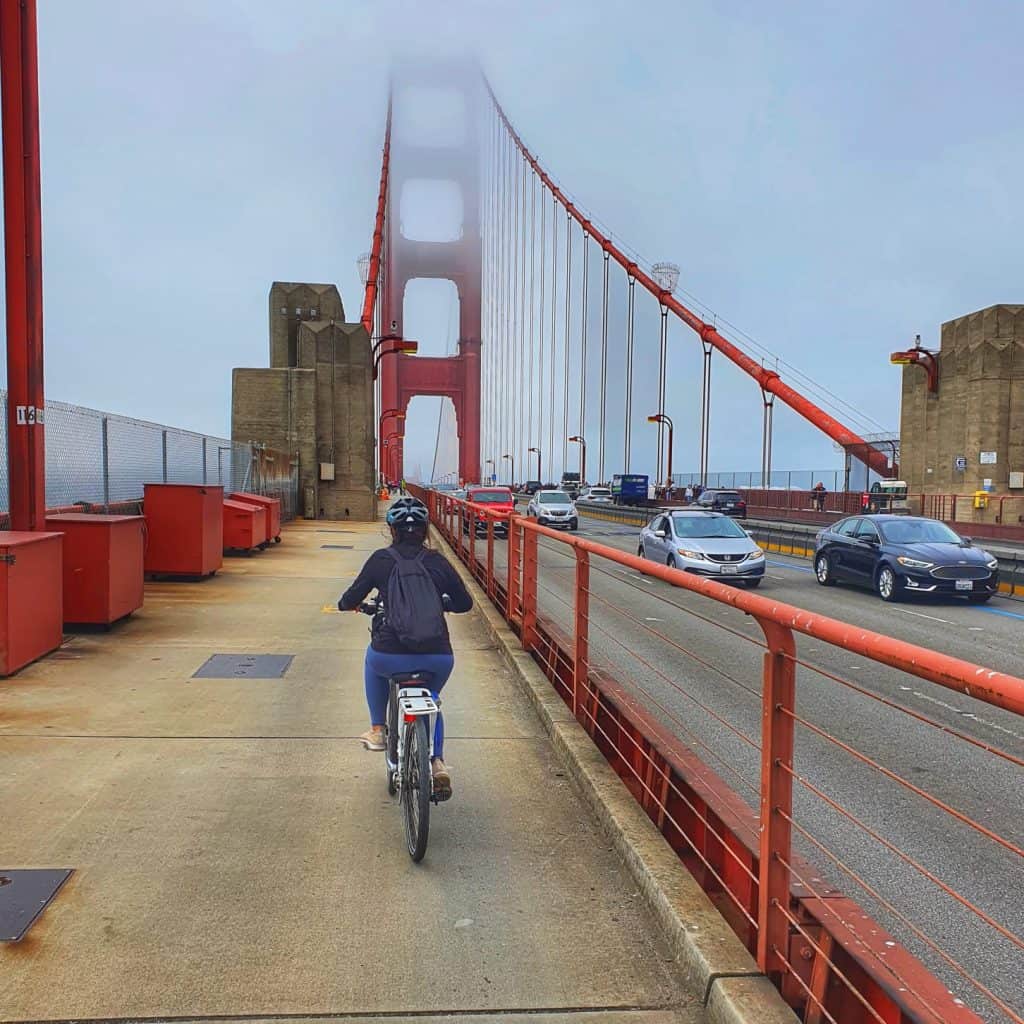 Único momento calmo desse passeio assustador de bicicleta pela Golden Gate Bridge