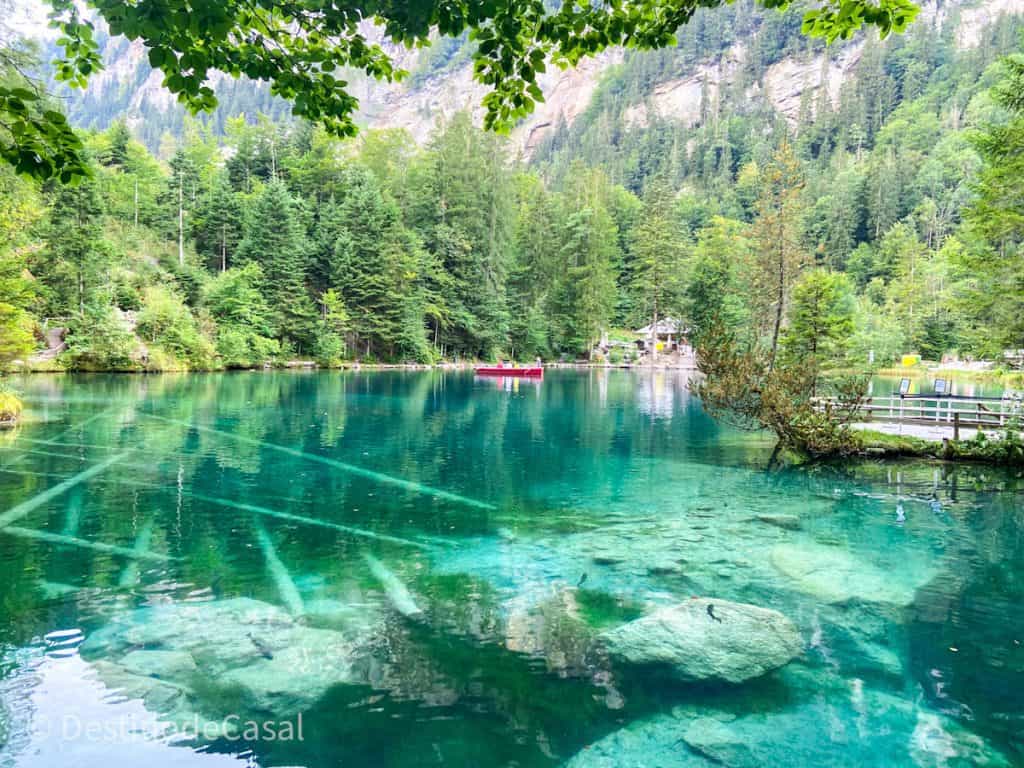 Lago Blausse, um dos pontos altos do nosso roteiro pela Suíça 
