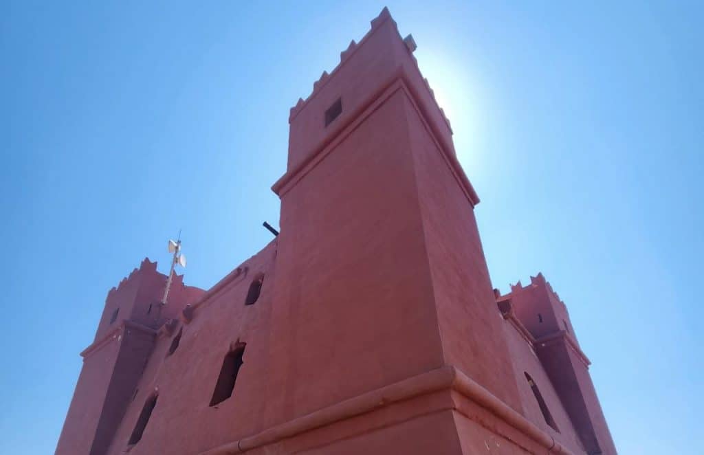 Torre Vermelha dos Cavaleiros que protegiam a cidade