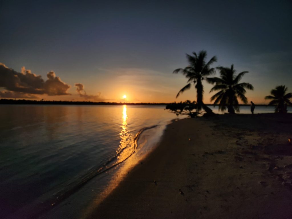 Por do Sol em Maupiti - Polinésia Francesa