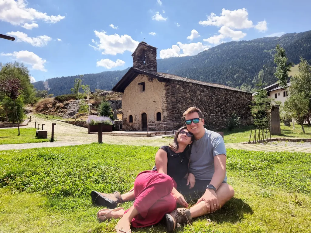 Igreja em pedra Românica - O que fazer em Andorra 2024